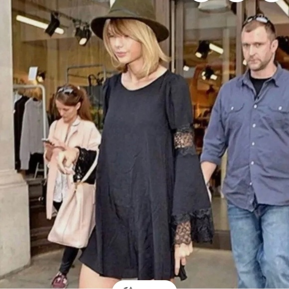 For Love & Lemons Le’veon black mini dress. Size XS - Picture 5 of 10